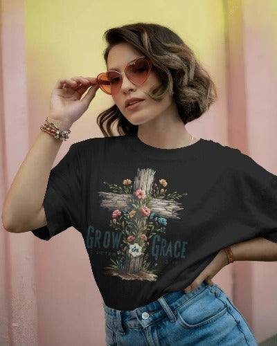 Grow in Grace 2 Peter 3:18 Christian T-Shirt - Faith Inspirational Floral Cross Tee - Religious Women's Apparel